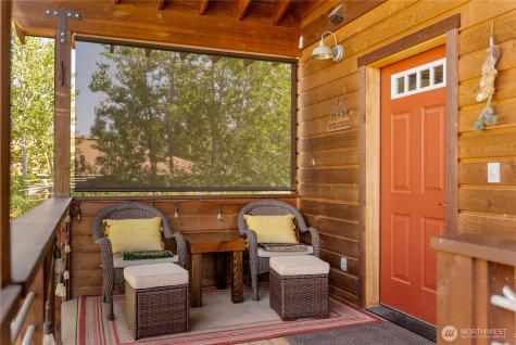 130 Sundown Road Winthrop WA 98862