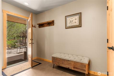 130 Sundown Road Winthrop WA 98862