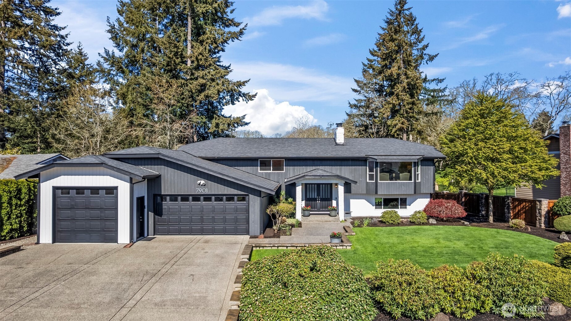 7901 Sapphire Drive SW Lakewood WA 98498