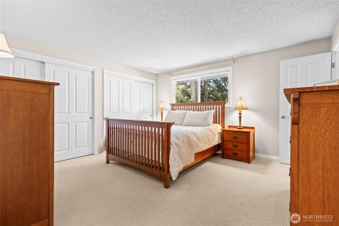 7901 Sapphire Drive SW Lakewood WA 98498