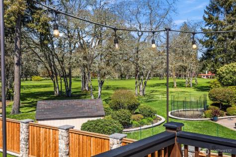 7901 Sapphire Drive SW Lakewood WA 98498