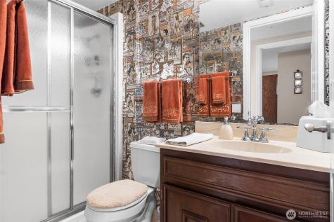 7901 Sapphire Drive SW Lakewood WA 98498