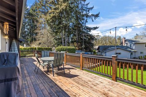 7901 Sapphire Drive SW Lakewood WA 98498