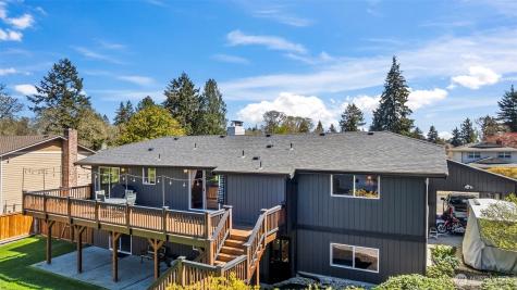 7901 Sapphire Drive SW Lakewood WA 98498