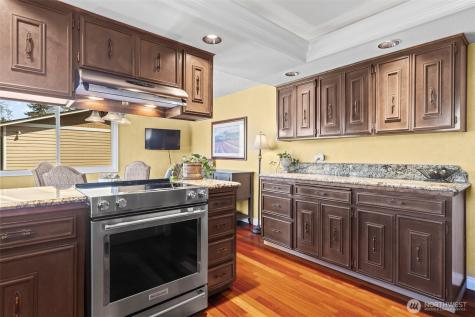 7901 Sapphire Drive SW Lakewood WA 98498