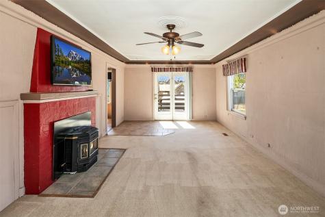 109 W 3rd Street Cle Elum WA 98922