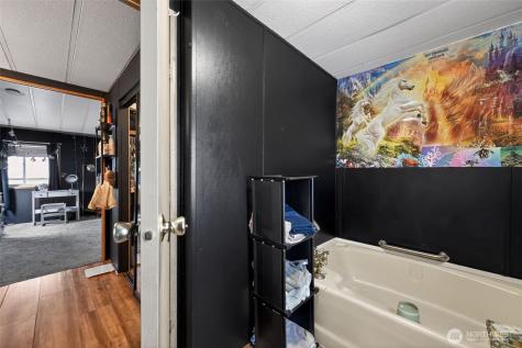 7812 18th Avenue Court E Tacoma WA 98404