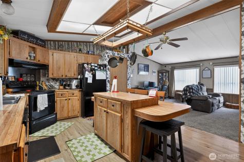 7812 18th Avenue Court E Tacoma WA 98404