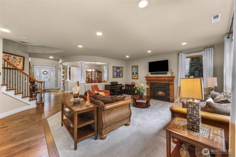 10082 240th Avenue NE Redmond WA 98053