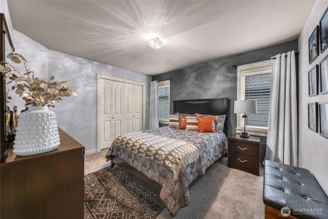 10082 240th Avenue NE Redmond WA 98053