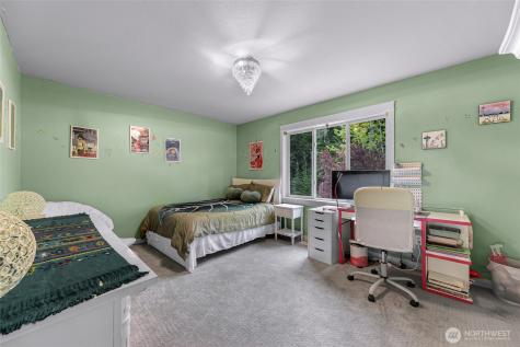 10082 240th Avenue NE Redmond WA 98053