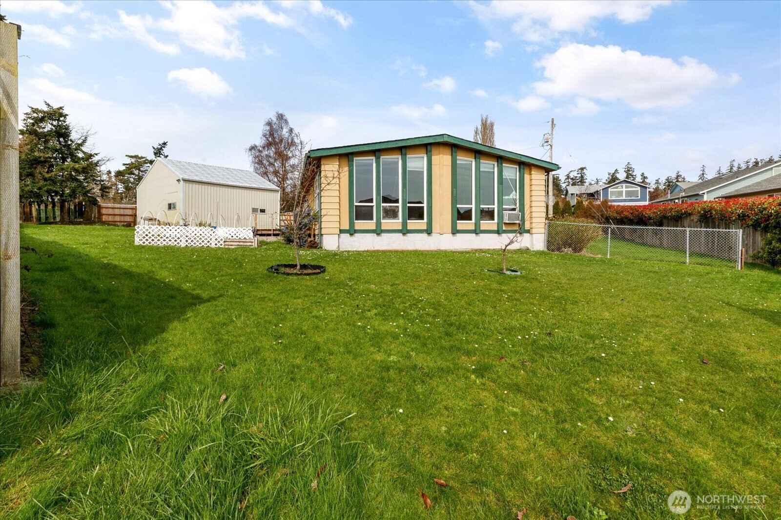 801 Walker Avenue Oak Harbor WA 98277