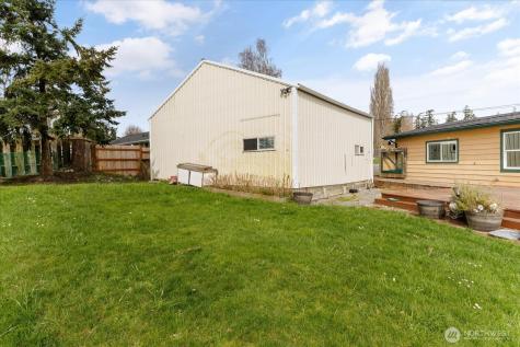 801 Walker Avenue Oak Harbor WA 98277