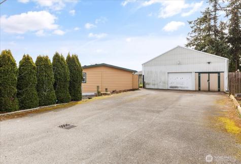 801 Walker Avenue Oak Harbor WA 98277