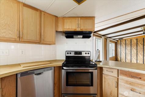 801 Walker Avenue Oak Harbor WA 98277