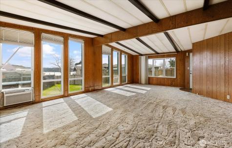 801 Walker Avenue Oak Harbor WA 98277