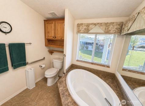 1408 Elm Street Oroville WA 98844