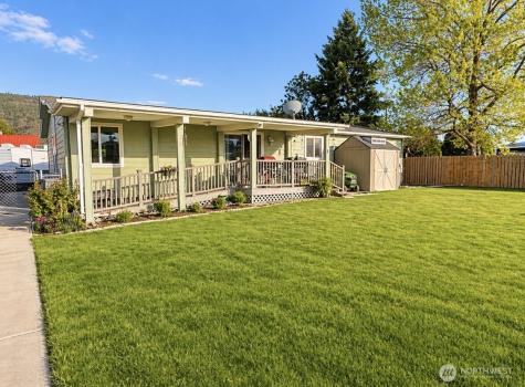 1408 Elm Street Oroville WA 98844
