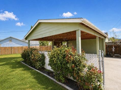 1408 Elm Street Oroville WA 98844