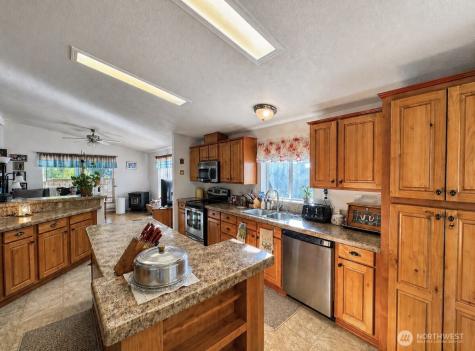 1408 Elm Street Oroville WA 98844