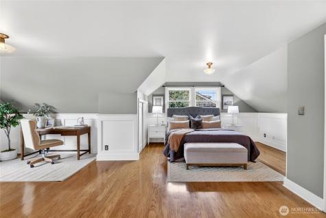 4036 44th Avenue SW Seattle WA 98116