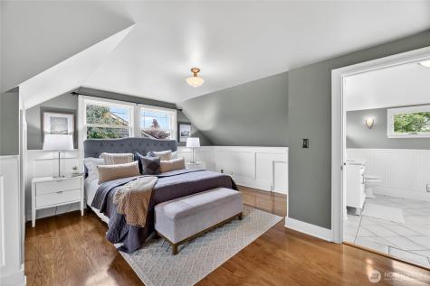 4036 44th Avenue SW Seattle WA 98116