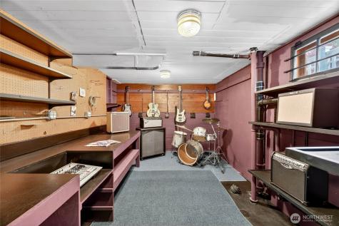 4036 44th Avenue SW Seattle WA 98116