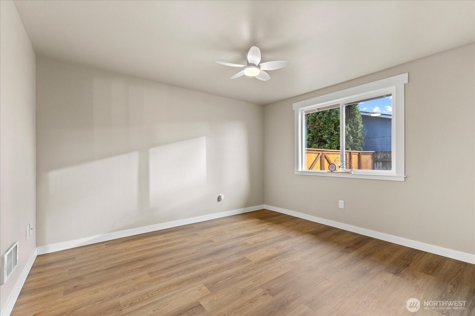 15902 69th Avenue Ct E Puyallup WA 98375