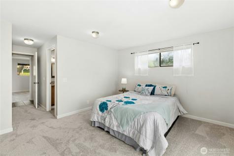 1236 Crescent Drive Oak Harbor WA 98277
