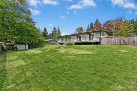 1236 Crescent Drive Oak Harbor WA 98277