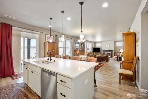 306 N Towhee Street Moses Lake WA 98837