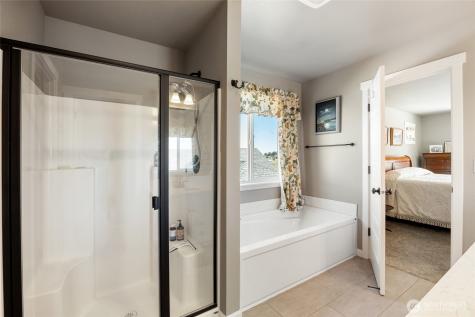 306 N Towhee Street Moses Lake WA 98837