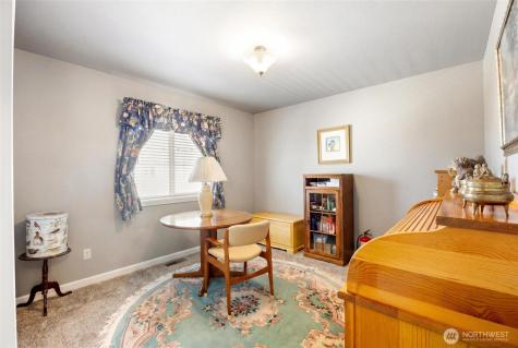 306 N Towhee Street Moses Lake WA 98837