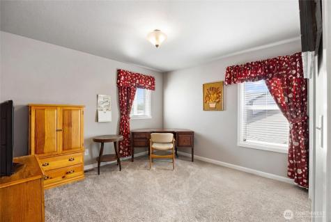 306 N Towhee Street Moses Lake WA 98837