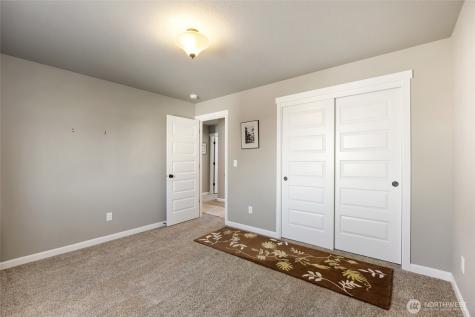 306 N Towhee Street Moses Lake WA 98837