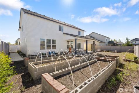 306 N Towhee Street Moses Lake WA 98837