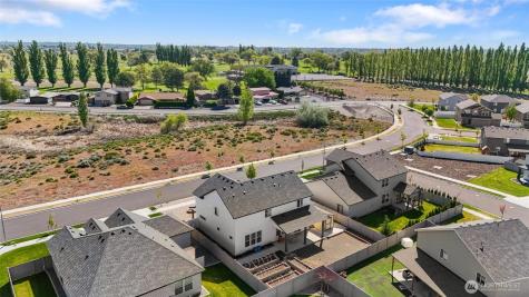 306 N Towhee Street Moses Lake WA 98837