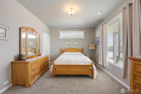 306 N Towhee Street Moses Lake WA 98837