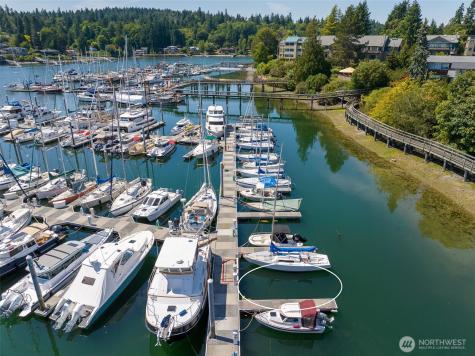 141 Parfitt Way SW Bainbridge Island WA 98110