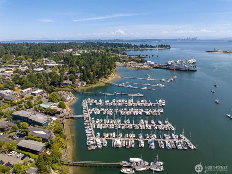 141 Parfitt Way SW Bainbridge Island WA 98110