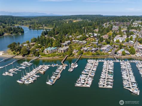 141 Parfitt Way SW Bainbridge Island WA 98110