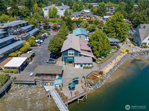 141 Parfitt Way SW Bainbridge Island WA 98110