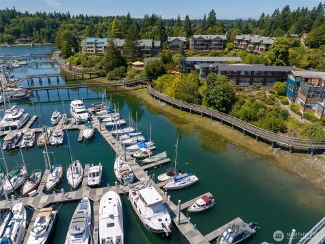 141 Parfitt Way SW Bainbridge Island WA 98110