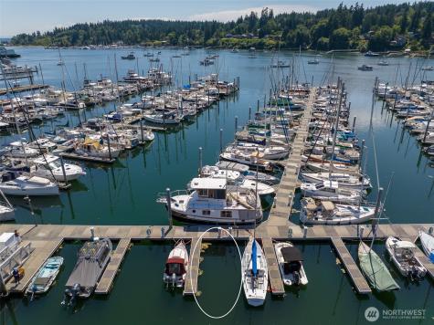 141 Parfitt Way SW Bainbridge Island WA 98110