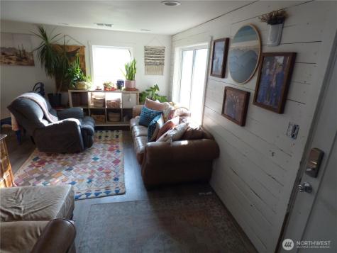 304 Pearl Street Pateros WA 98846