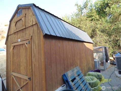 304 Pearl Street Pateros WA 98846