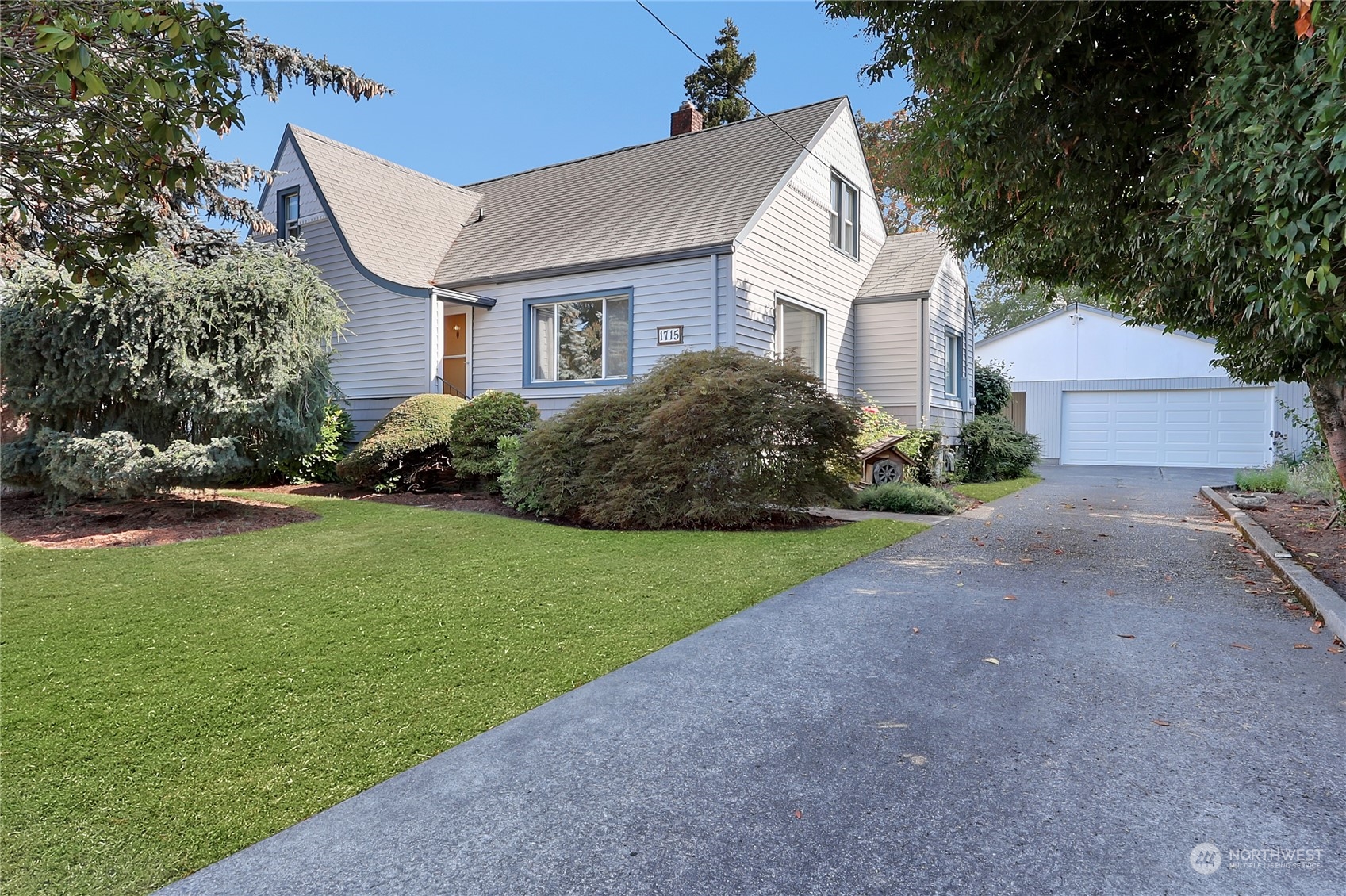 1715 Tacoma Road Puyallup WA 98371