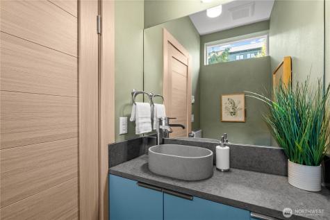 1132 31st Avenue S Seattle WA 98144