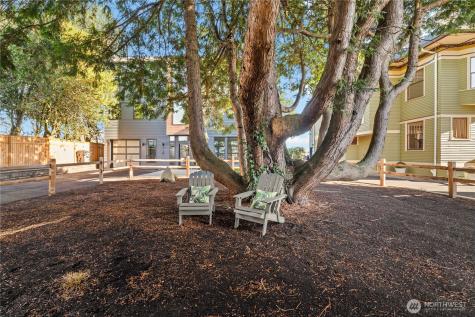 1132 31st Avenue S Seattle WA 98144