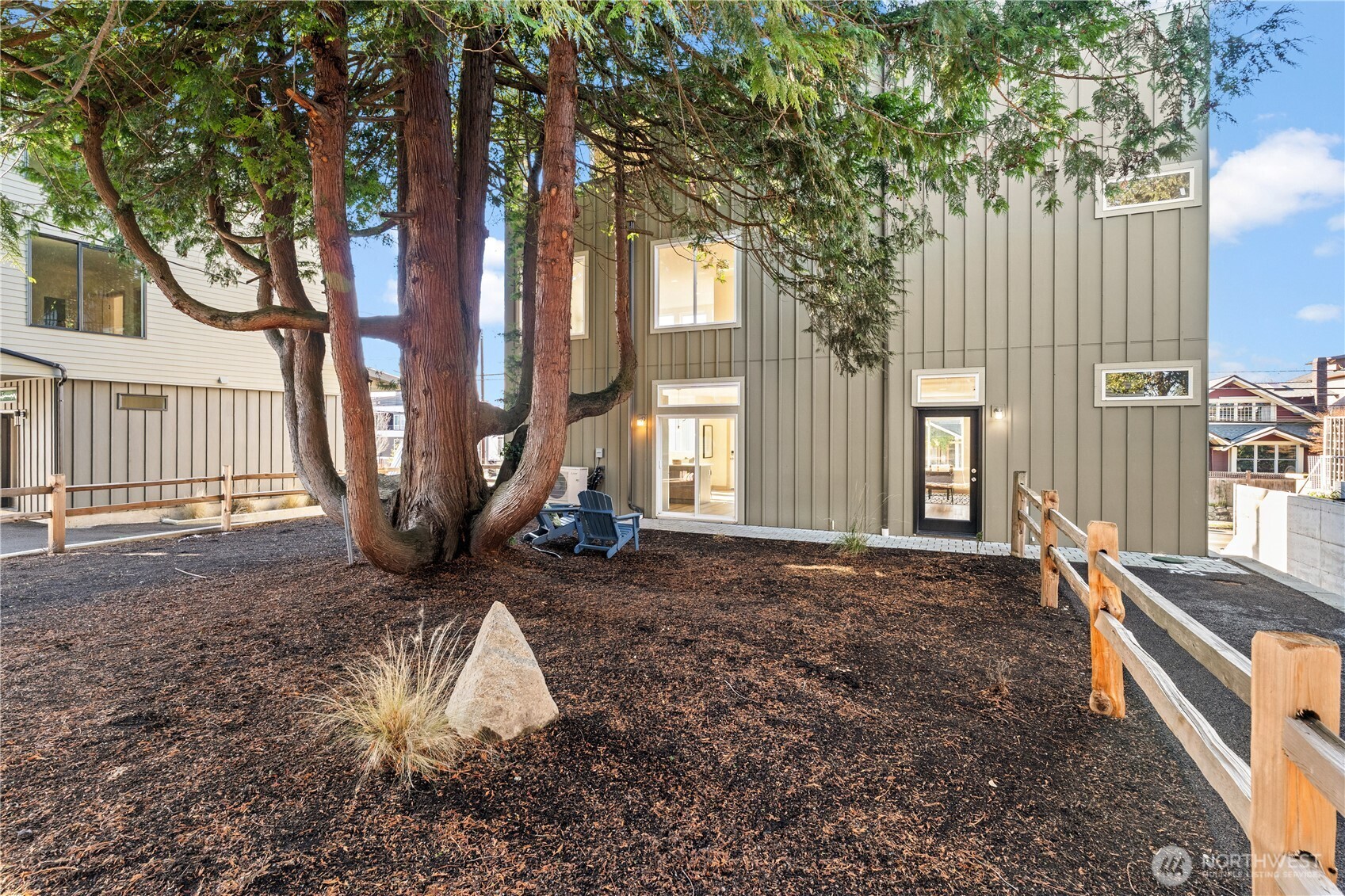1132 31st Avenue S Seattle WA 98144